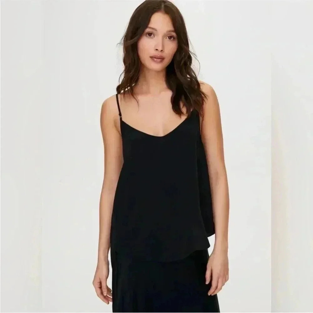 Wilfred Sleek Black V-Neck Tank Top